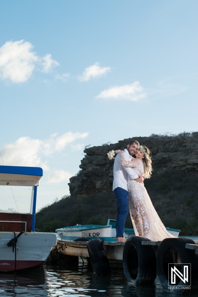 Bride and groom photoshoot on the pier