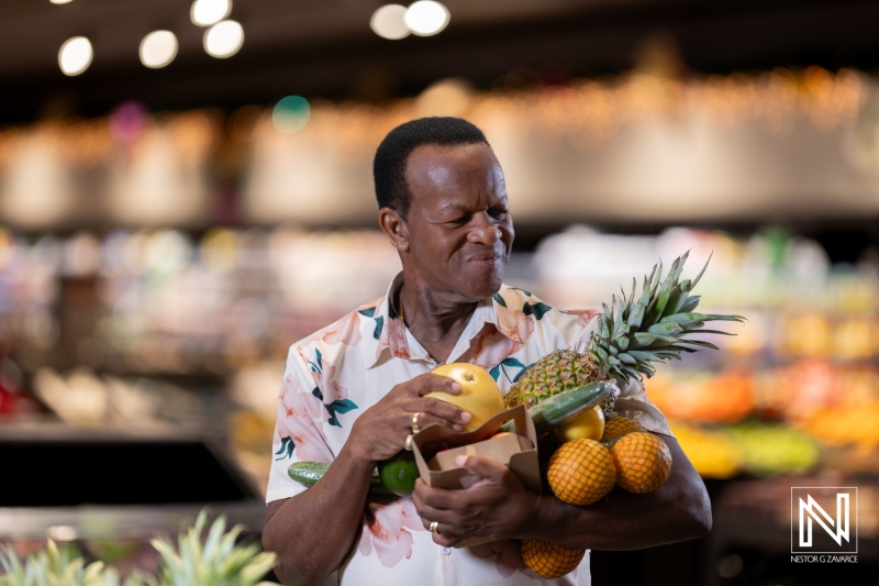 Branding photoshoot featuring Van den Tweel Supermarket in Curacao with focus on fresh products