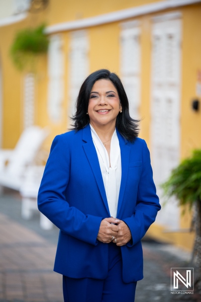 Corporate headshot taken in Curacao with professional appearance and friendly expression