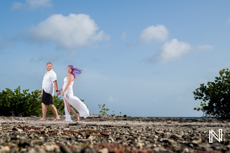 Couple photo session at Doggy Beach Curacao