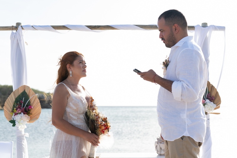 Romantic Beach Wedding Photography