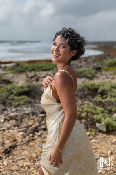 Engagement session at Vlakte di San Pedro in Curacao with a joyful couple by the sea
