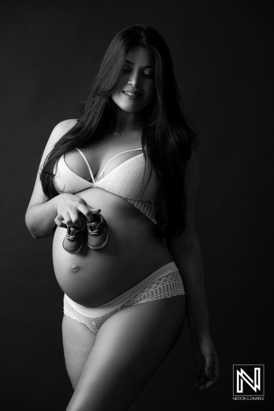 Maternity Studio Photographer Curacao