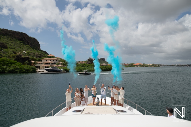 Celebrating Maternity in Curacao with Friends During a Beautiful Day on the Water