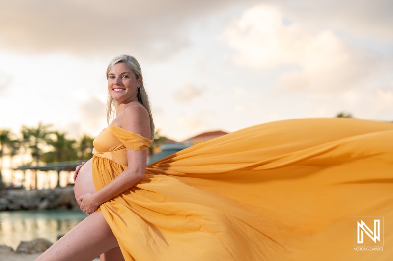 Expecting joy in Curacao with a radiant maternity shoot at sunset