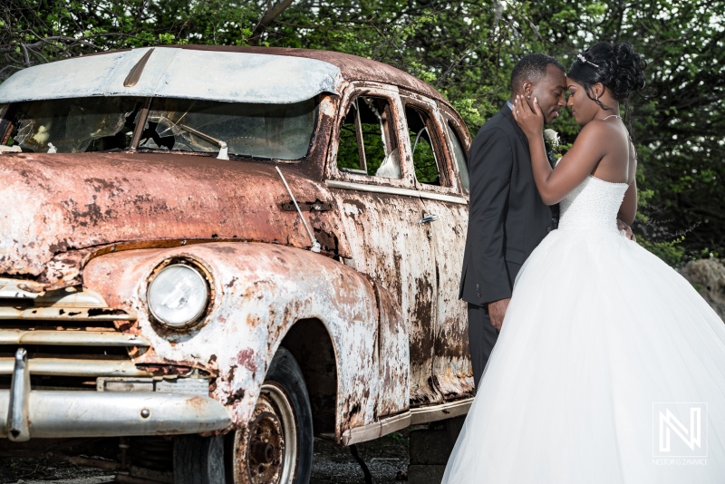 Bride and groom with old classic car photoshoot