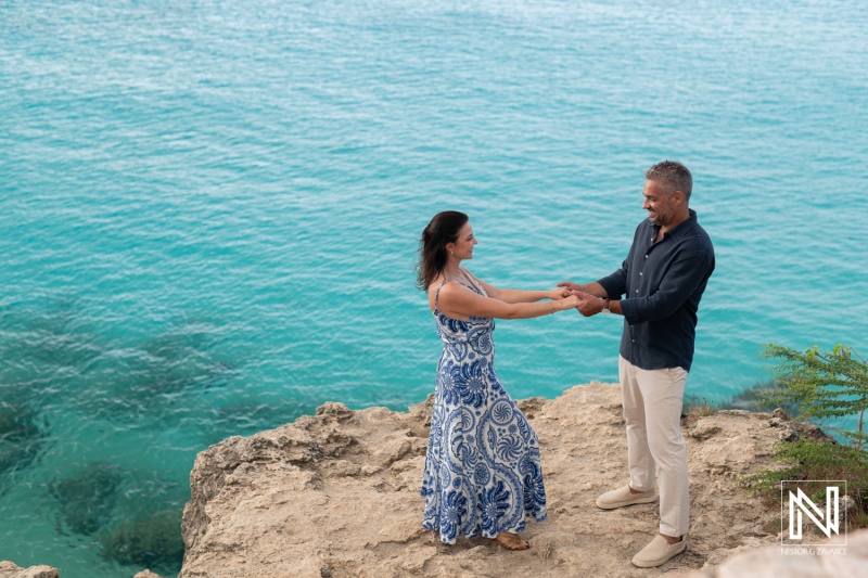 Wedding proposal at Grote Knip in Curacao by the sea on a sunny day