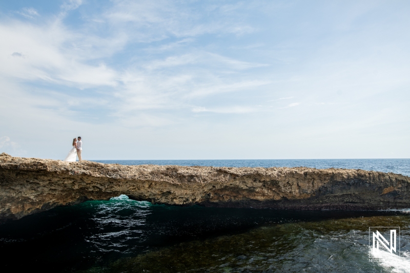 Trash the Dress session at Shete Boka National Park