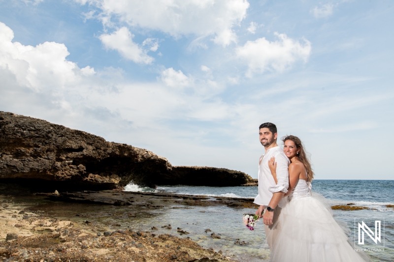 Trash the Dress session at Shete Boka National Park