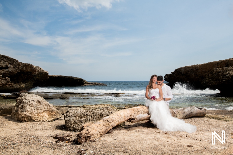 Trash the Dress session at Shete Boka National Park