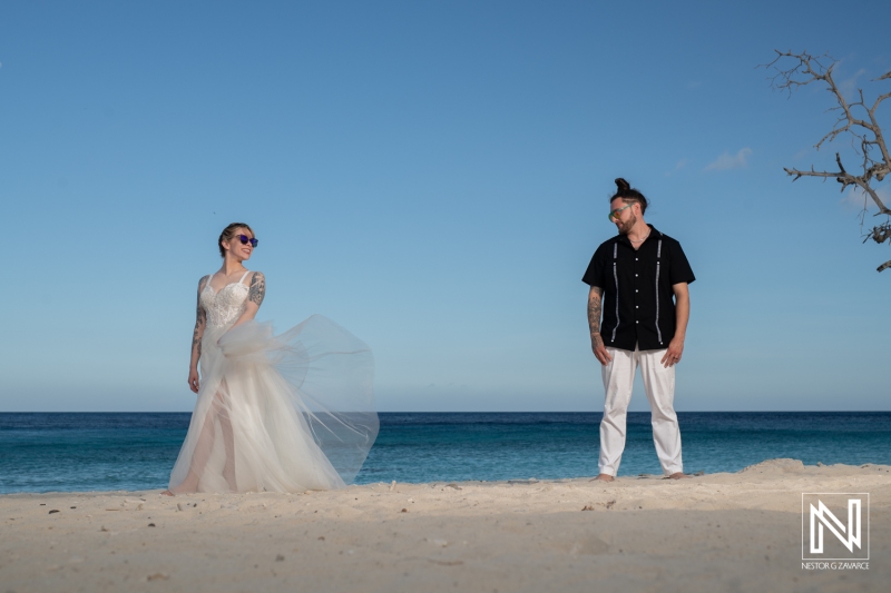 Bride and groom photoshoot session at Cas Abao