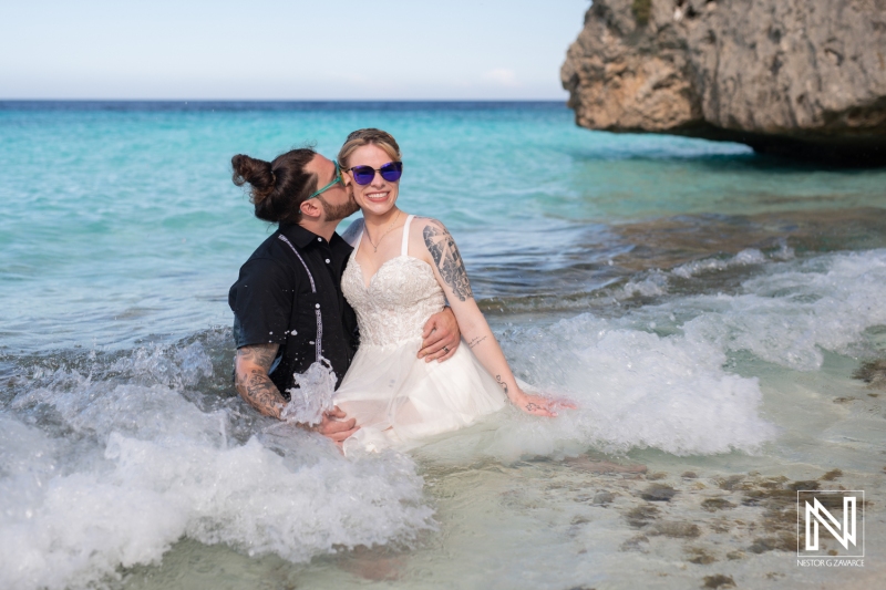 Bride and groom photoshoot session at Cas Abao
