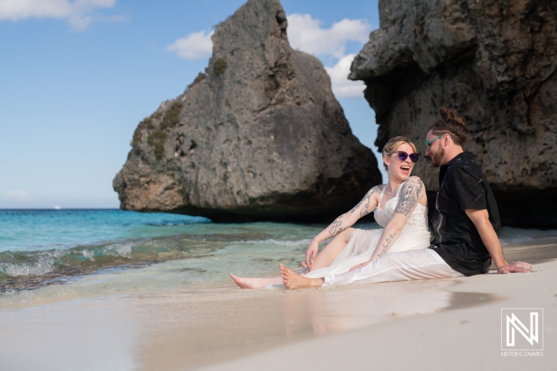 Bride and groom photoshoot session at Cas Abao