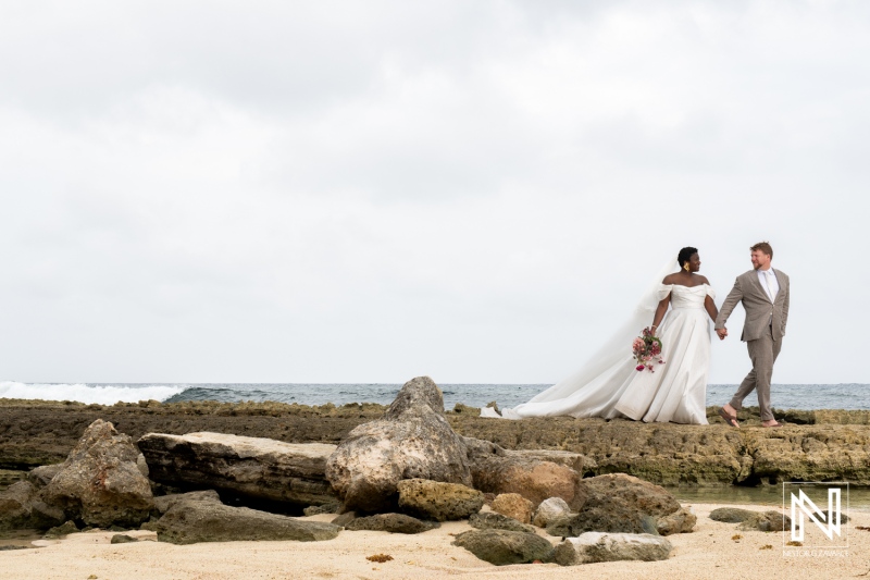 Trash the Dress photoshoot at Playa Kanoa