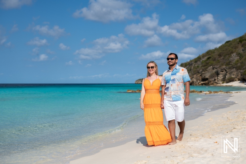 Couple photoshoot at Playa Porto Mari