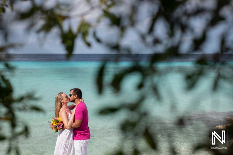 Couple photoshoot at Playa Porto Mari