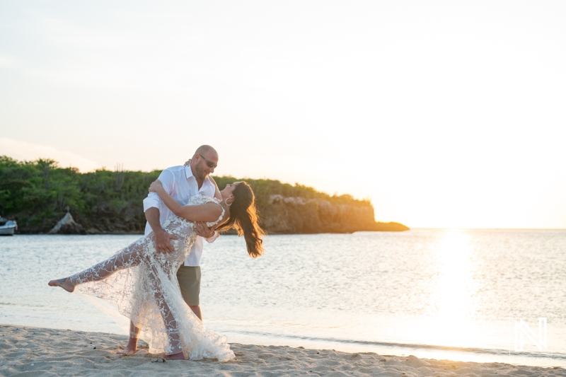 Couple sunset photoshoot session