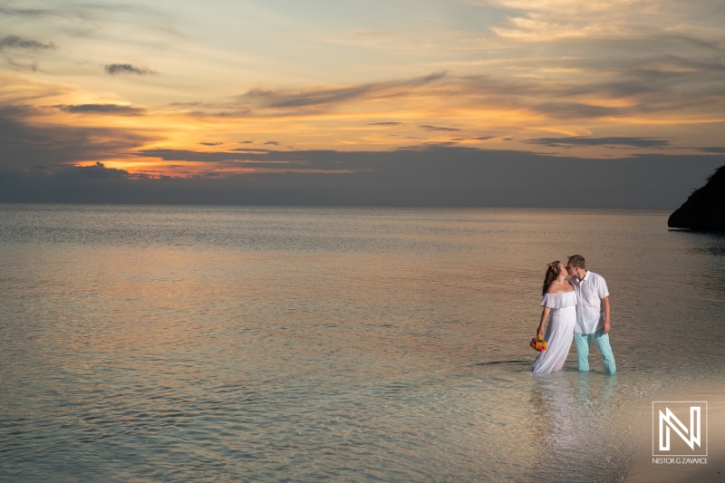 Couple's sunset photoshoot session