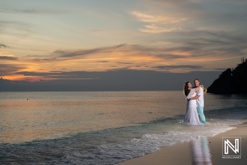 Couple's sunset photoshoot session