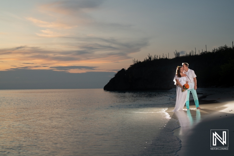 Couple's sunset photoshoot session