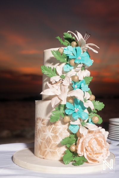 Vow renewal cake