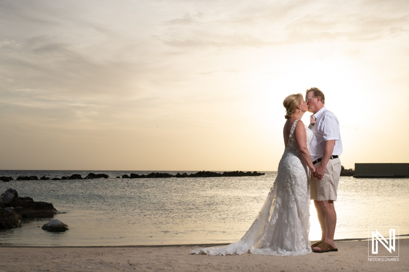 Bride and groom sunset photoshoot session