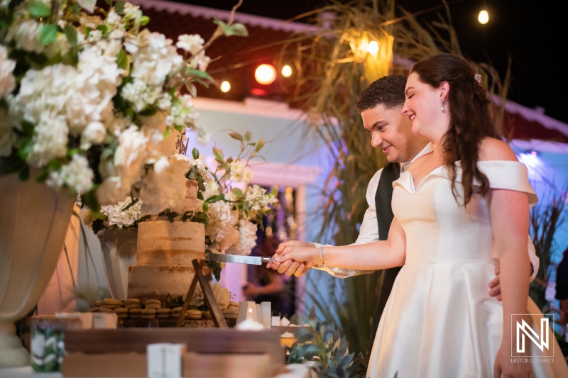 Cutting the cake