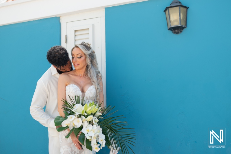 Bride and groom photoshoot session