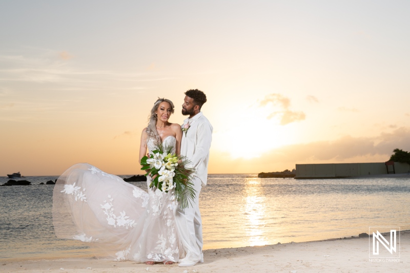 Bride and groom sunset photoshoot