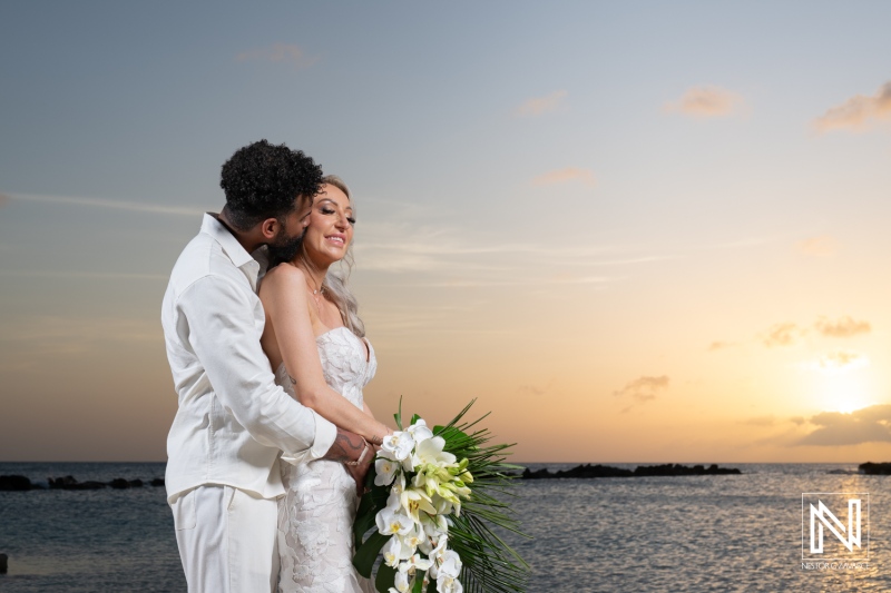 Bride and groom sunset photoshoot