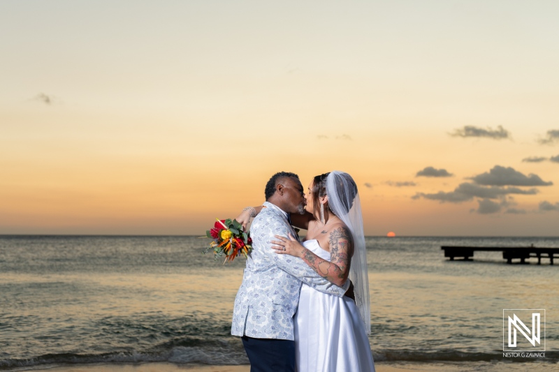 Bride and groom sunset photoshoot session