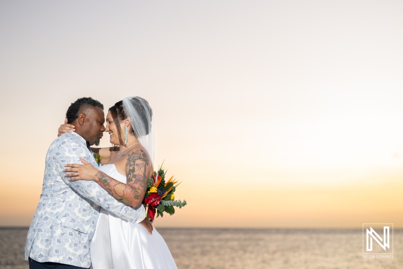 Bride and groom sunset photoshoot session