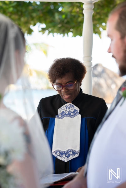 Wedding officiant