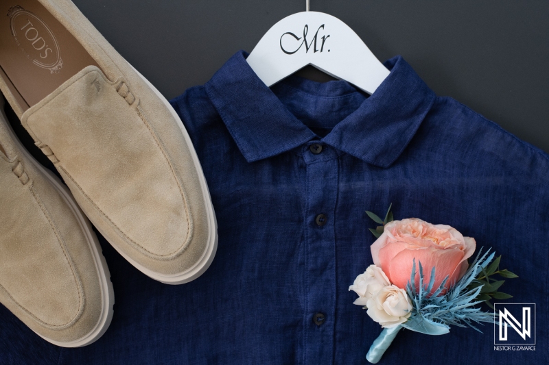 Groom's attire