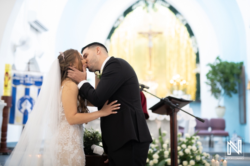 Wedding first kiss