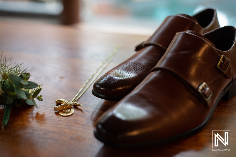 Groom's attire