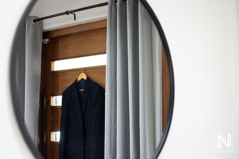 Groom's attire