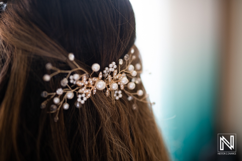 Bridal hair details