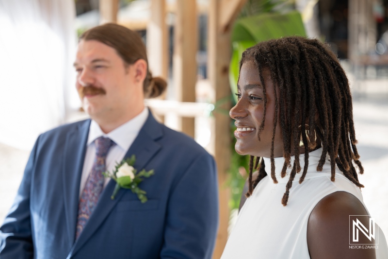 Wedding ceremony at Baoase Luxury Resort in Curacao surrounded by nature and love