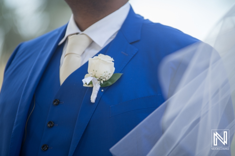 Groom's boutoniere