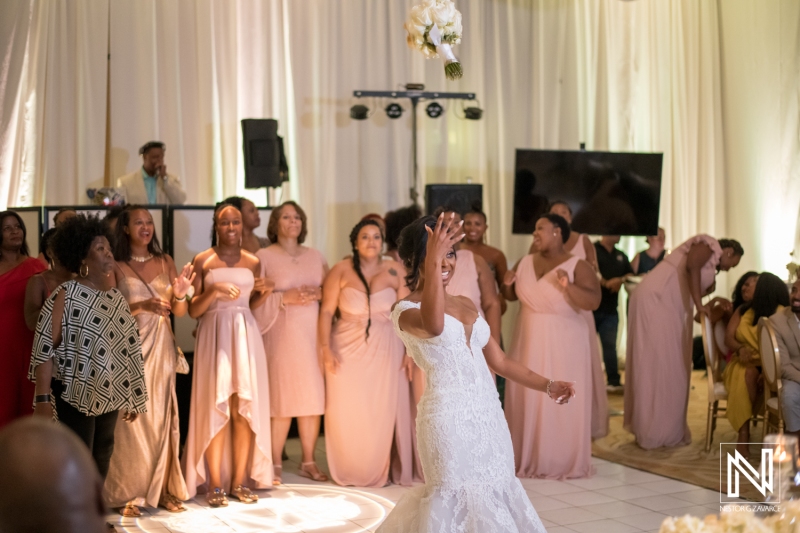 Bouquet throwing