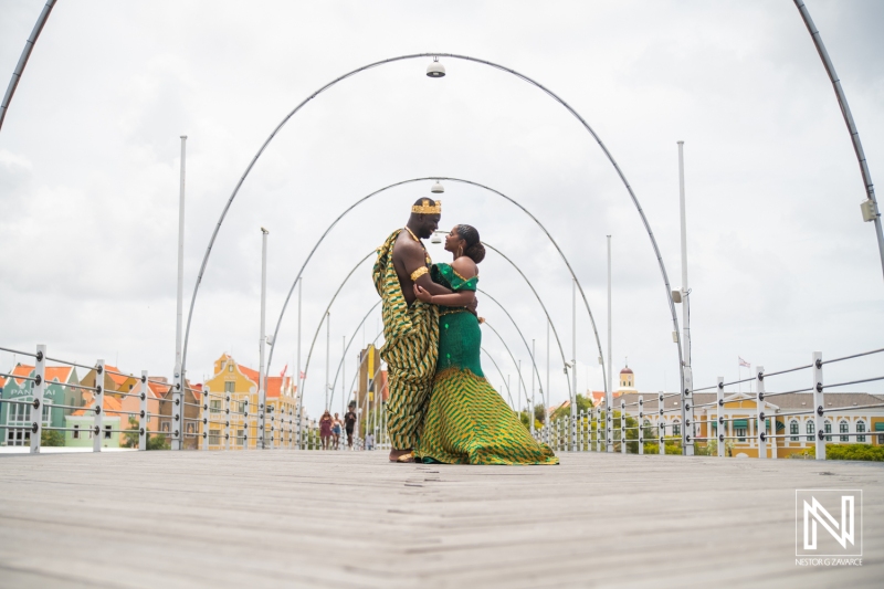 Bride and groom at Queen Emma Bridge