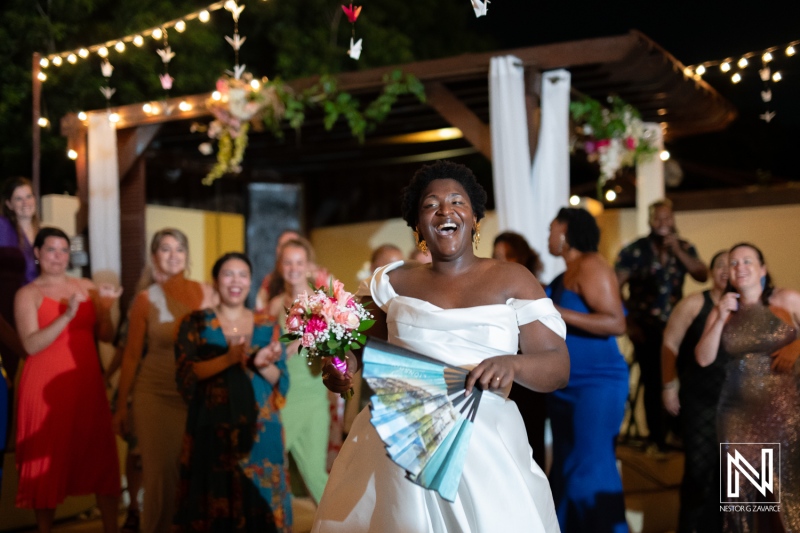 Bouquet toss