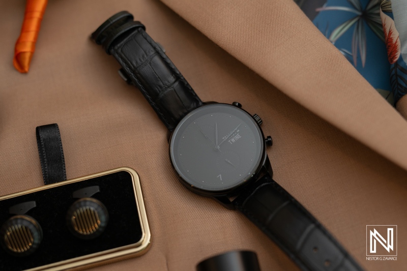 Elegant wedding details captured at Avila Beach Hotel in Curacao highlighting style and sophistication