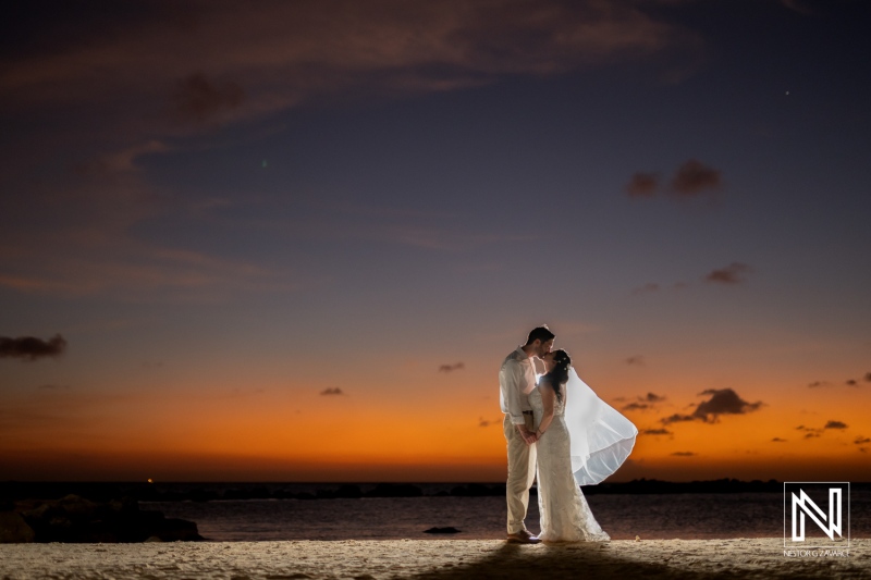 Bride and groom sunset photoshoot session