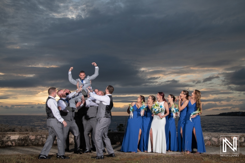 Funny moment with bridesmaids and groomsmen