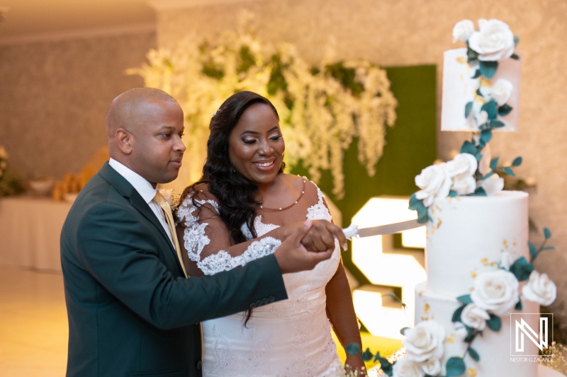 Cake cutting