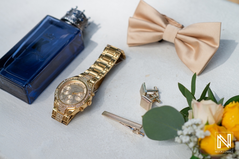 Groom's attire