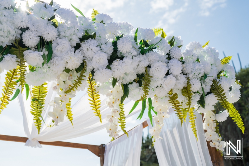 Cereomony flower decor