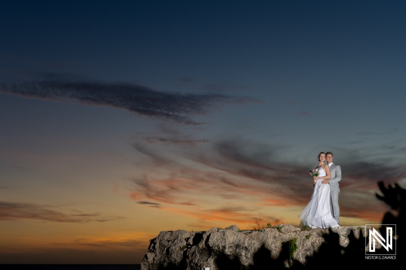 Bride and groom sunset photoshoot session